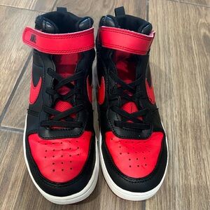 Nike Kids Court Borough Mid 2 Black and Red Sneakers